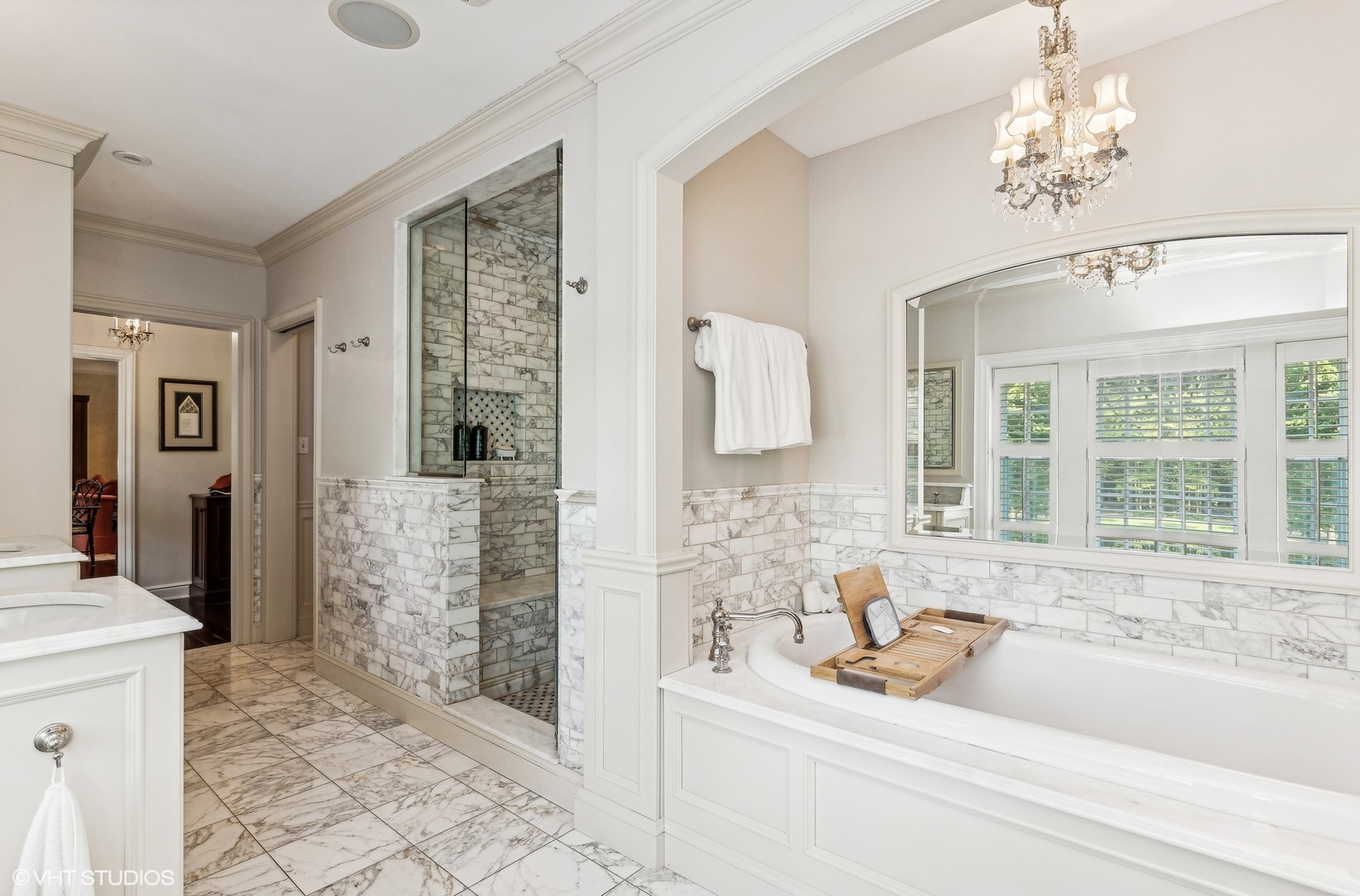 2020 Knollwood Road Property Photo 23