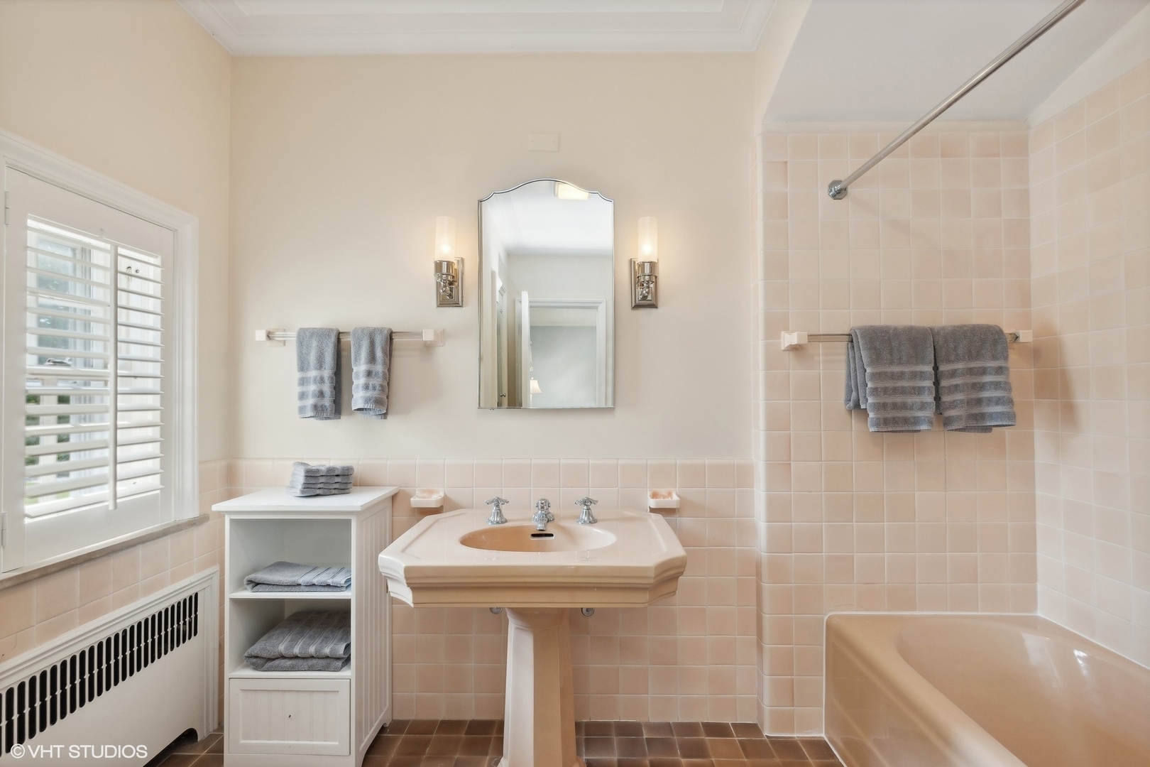 2020 Knollwood Road Property Photo 27