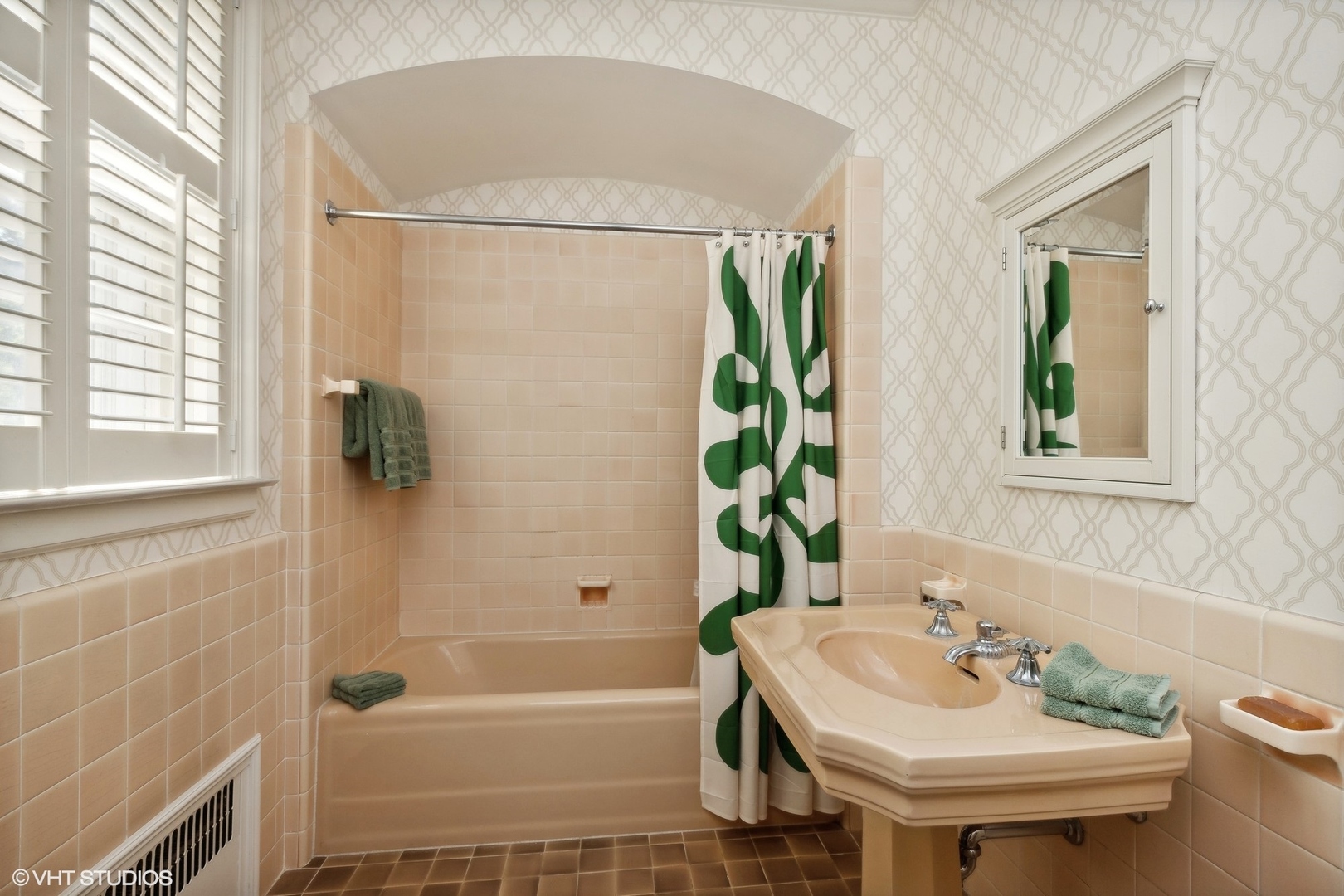 2020 Knollwood Road Property Photo 29