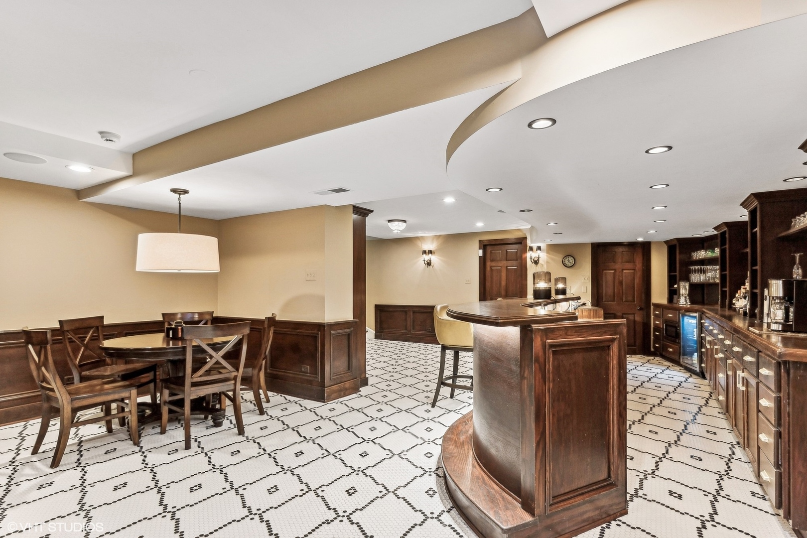 2020 Knollwood Road Property Photo 33