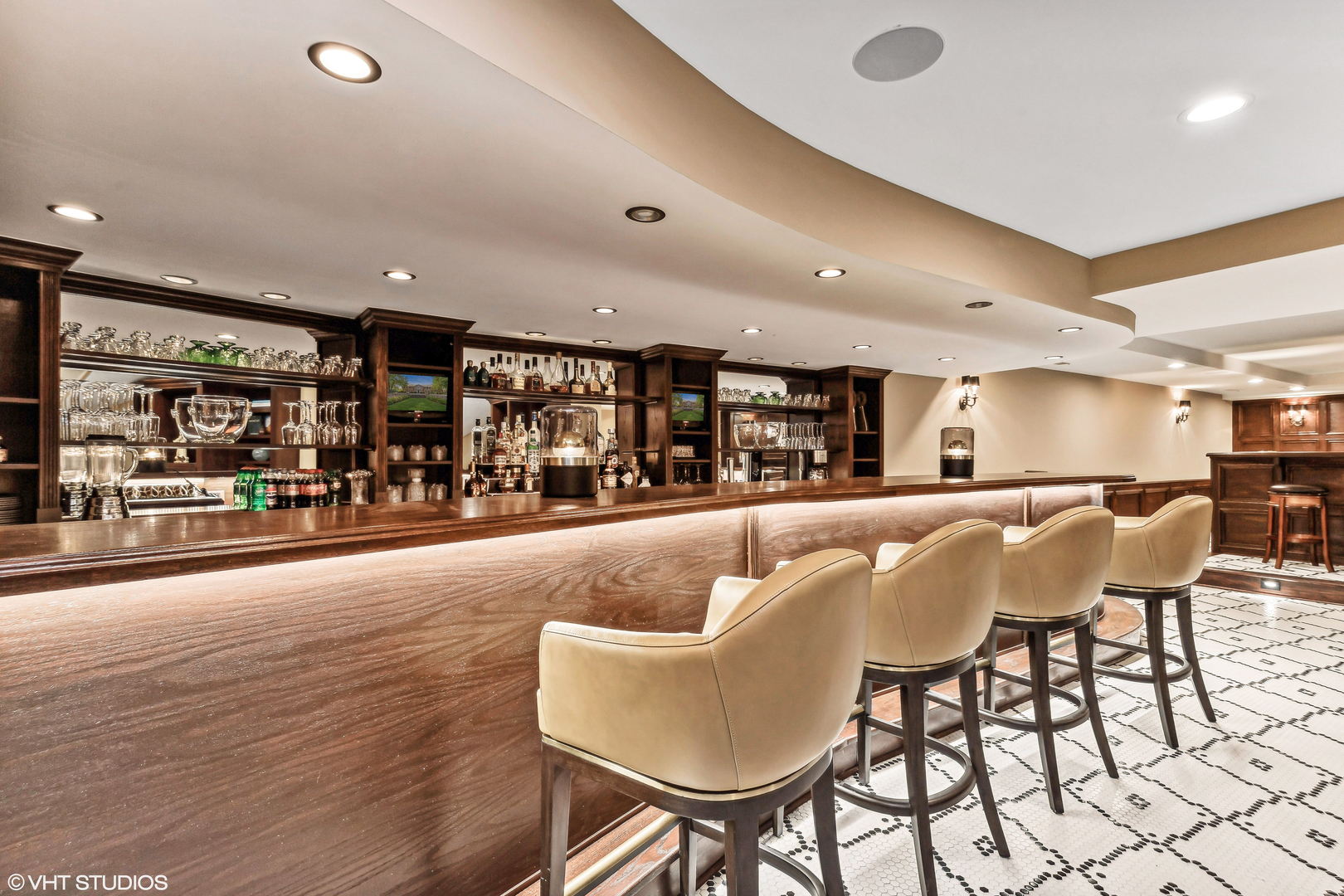 2020 Knollwood Road Property Photo 34