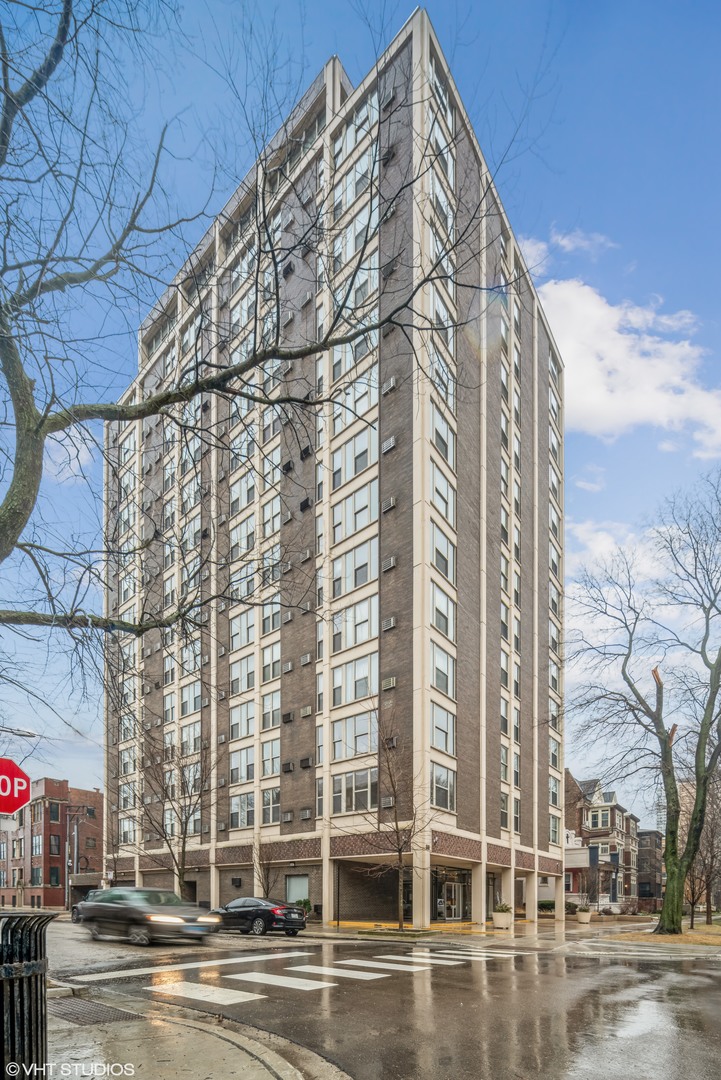 5401 S Hyde Park Boulevard 705 Property Photo 1