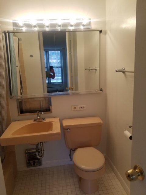 5401 S Hyde Park Boulevard 705 Property Photo 19