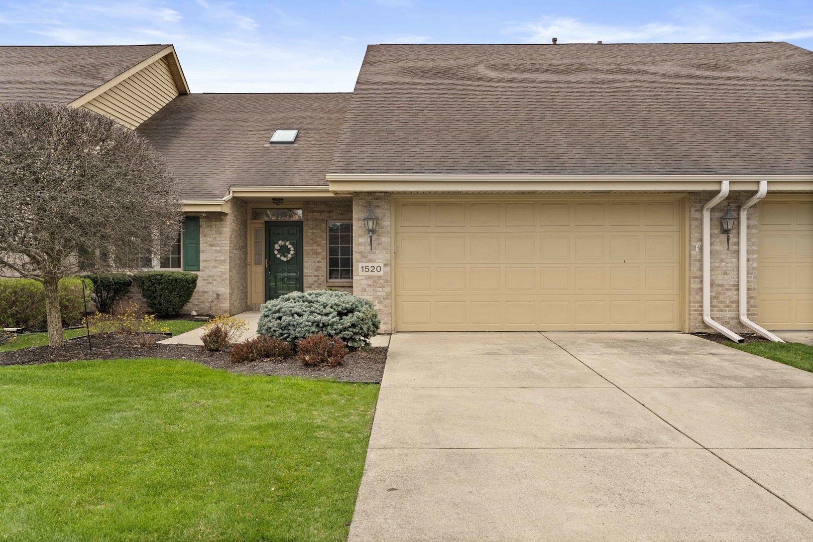 46375 Real Estate Listings Main Image