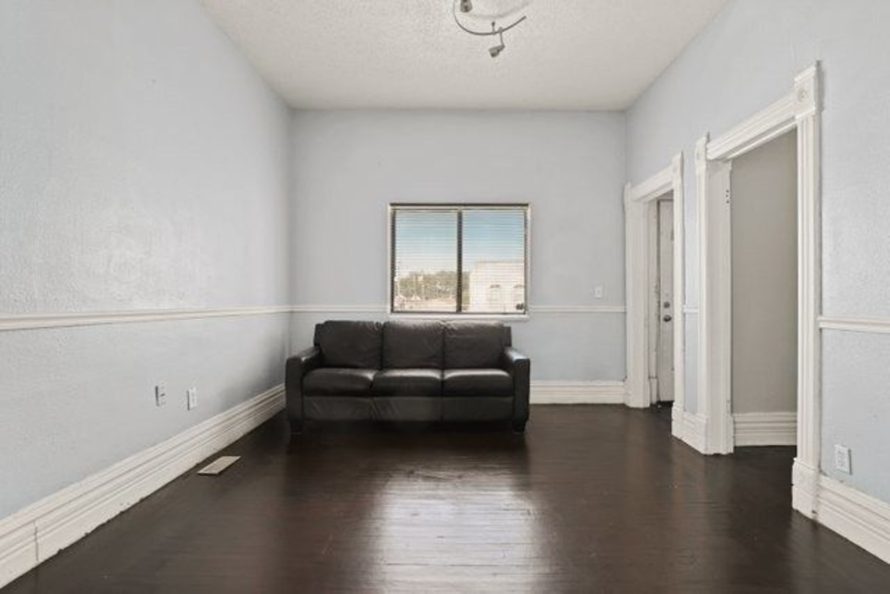 3609 S California Avenue Property Photo 2