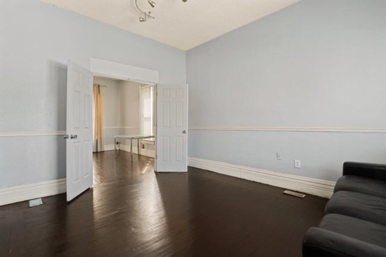 3609 S California Avenue Property Photo 4