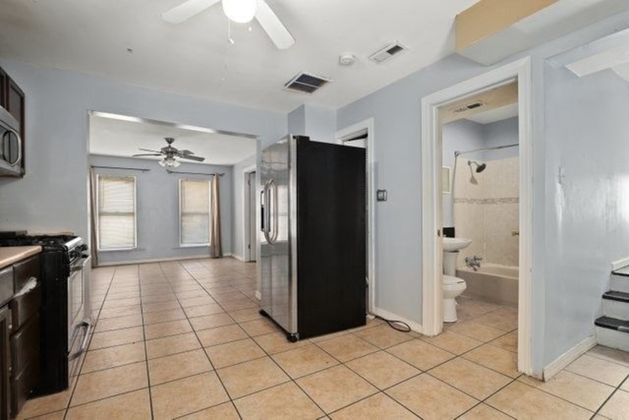 3609 S California Avenue Property Photo 11