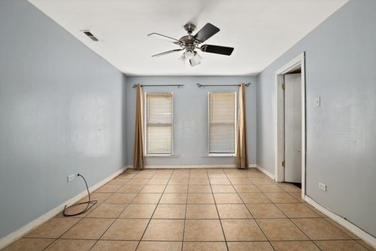 3609 S California Avenue Property Photo 12