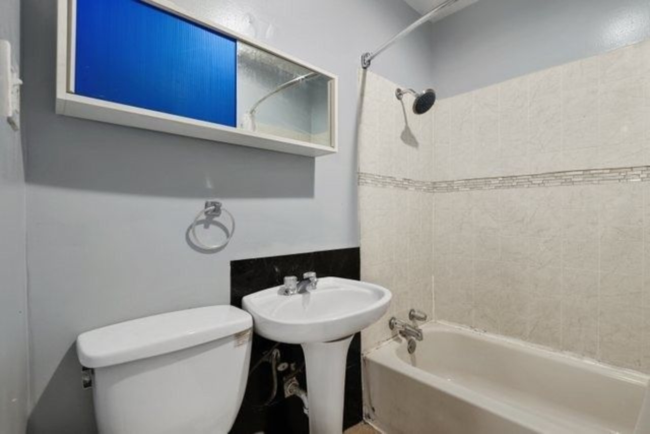 3609 S California Avenue Property Photo 16