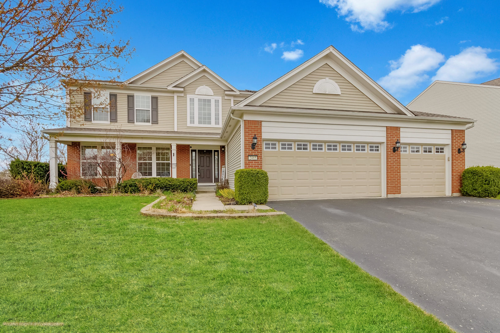 2465 Emerald Lane Property Photo