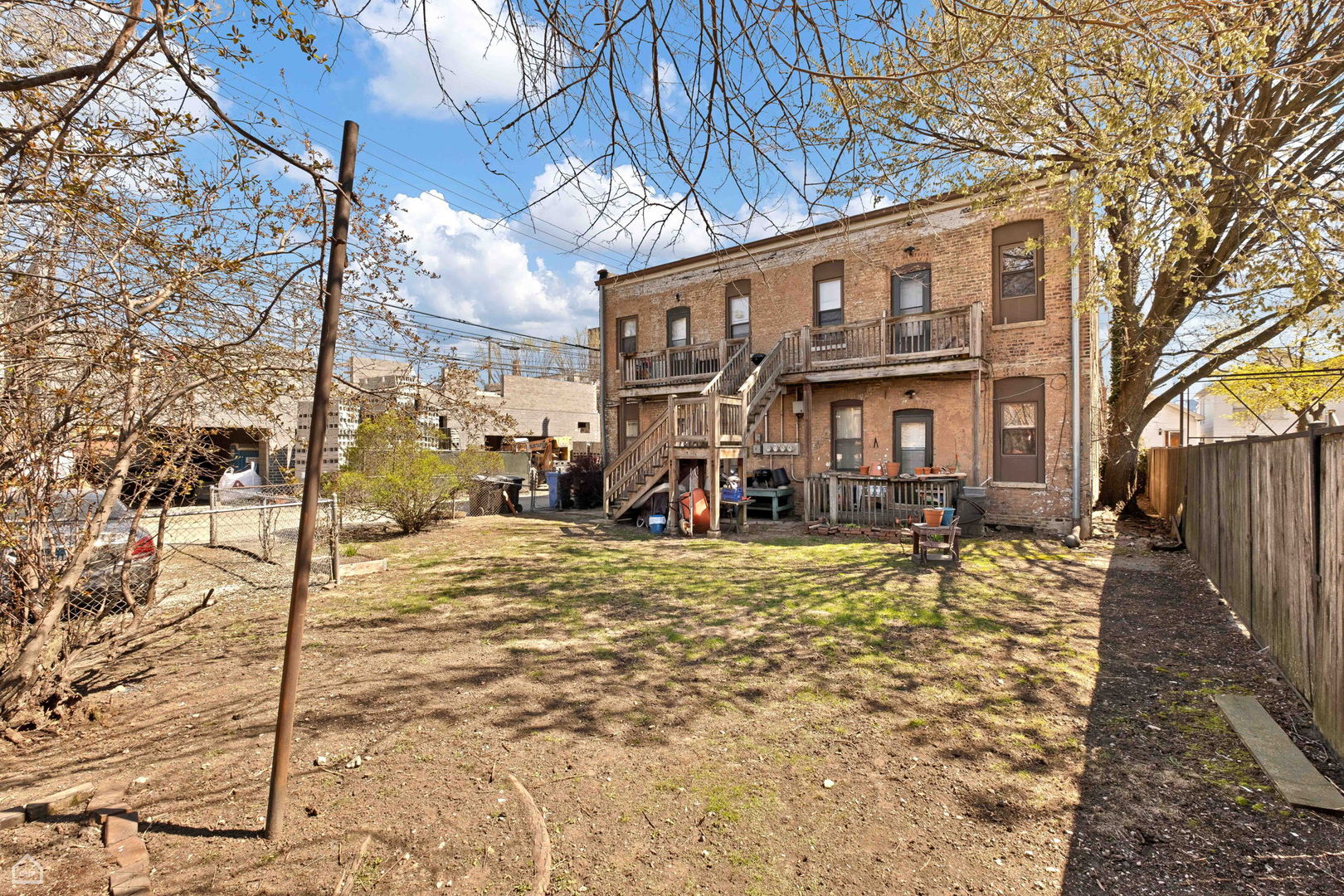 458 N Paulina Street Property Photo 27