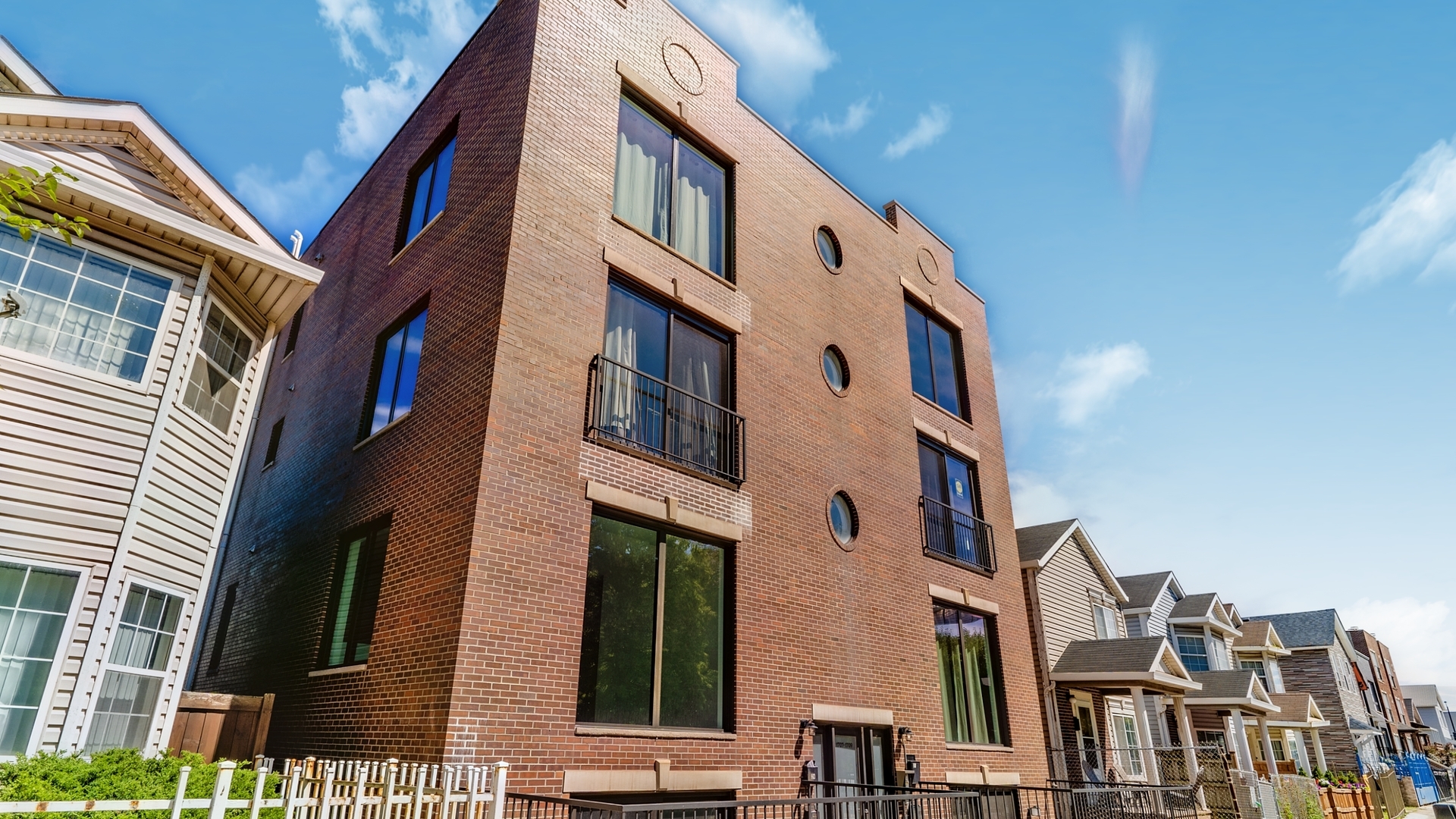 1707 S Ruble Street 2s Property Photo