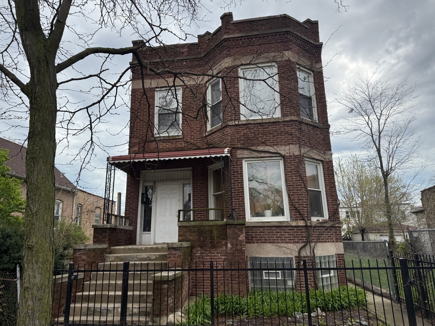 837 N Monticello Avenue 2 Property Photo