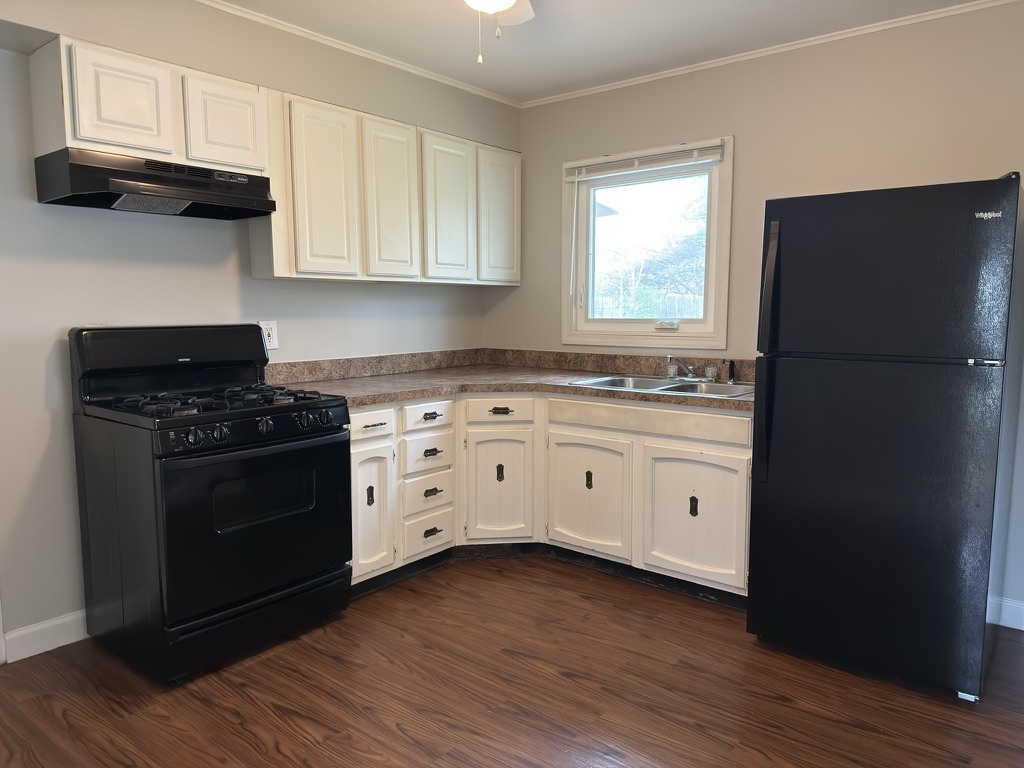 140 Nashua Street Property Photo 8