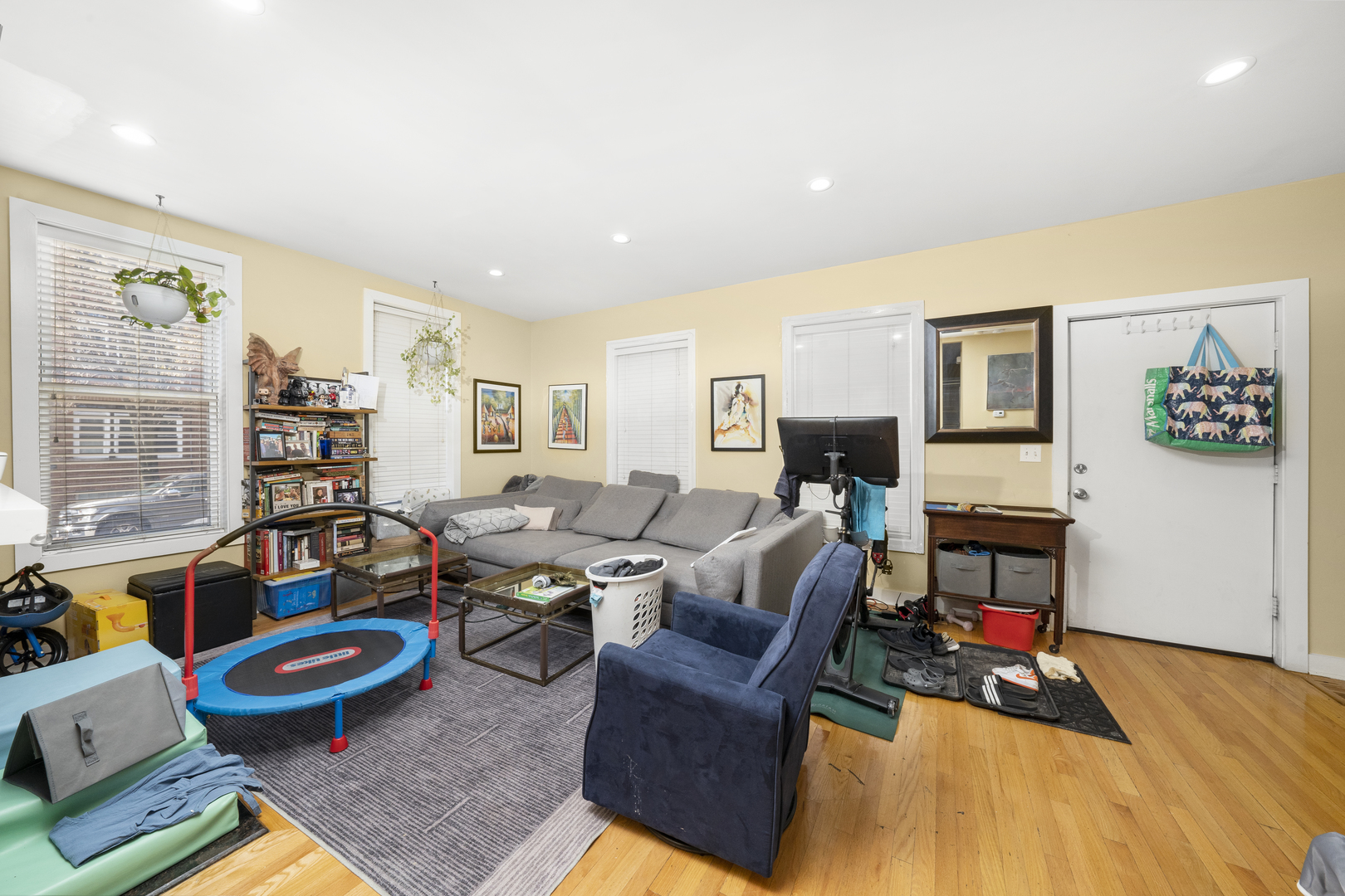 2459 W Augusta Boulevard Property Photo 21