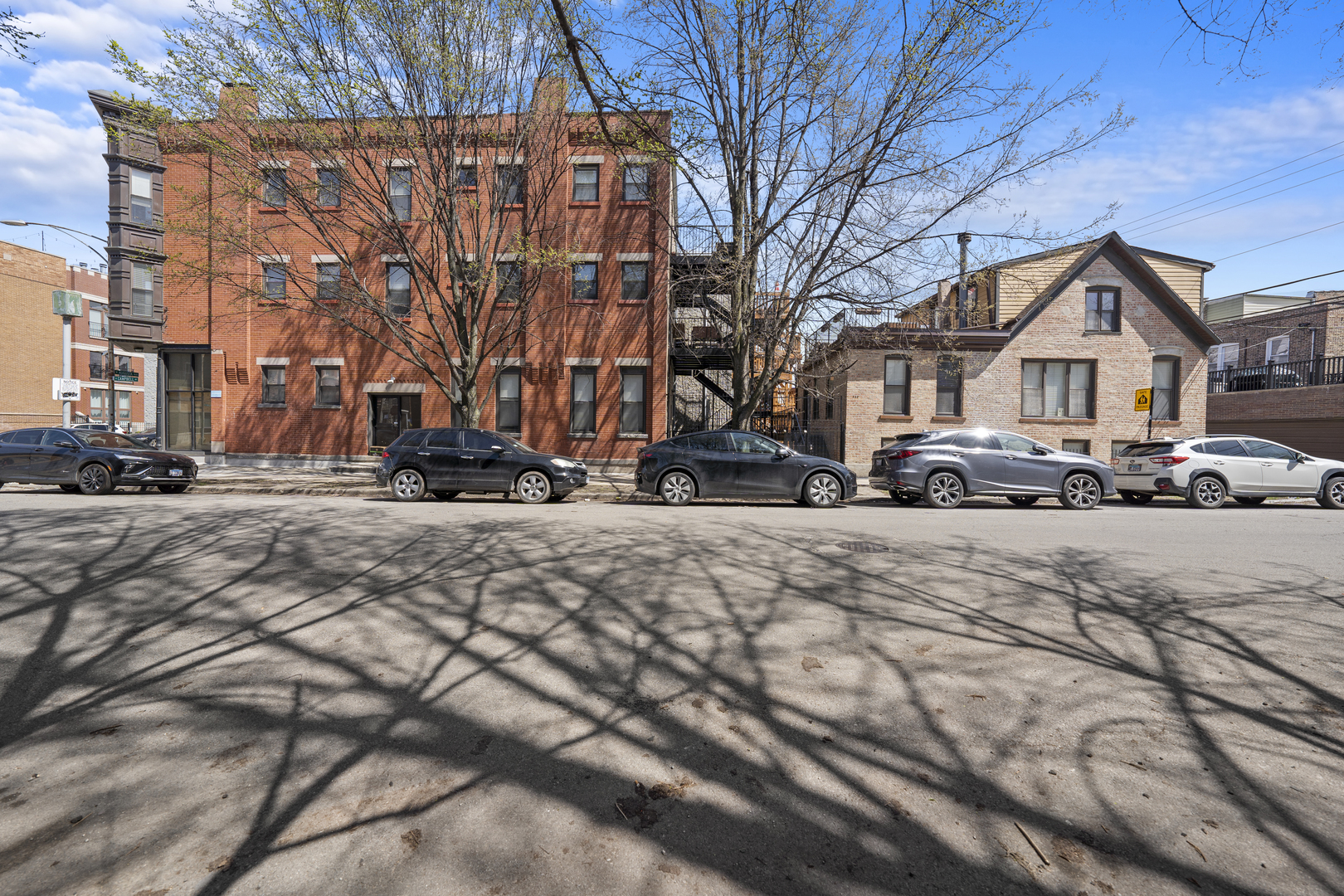 2459 W Augusta Boulevard Property Photo 28