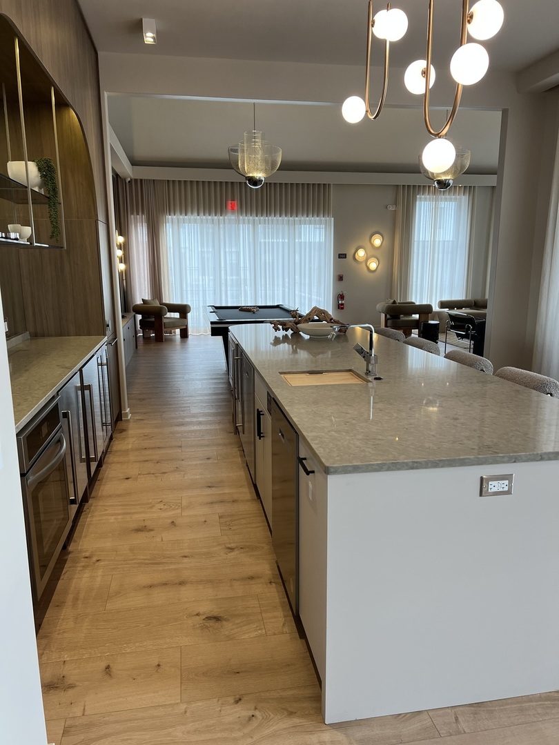 8029 W Belmont Avenue 202 Property Photo 15