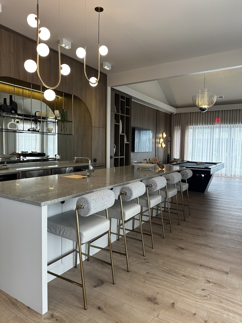 8029 W Belmont Avenue 202 Property Photo 25