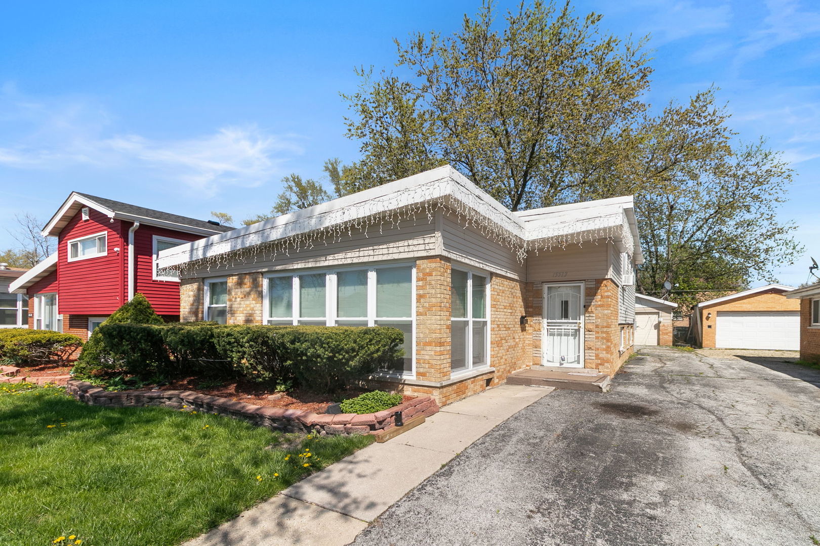 15513 Dobson Avenue Property Photo