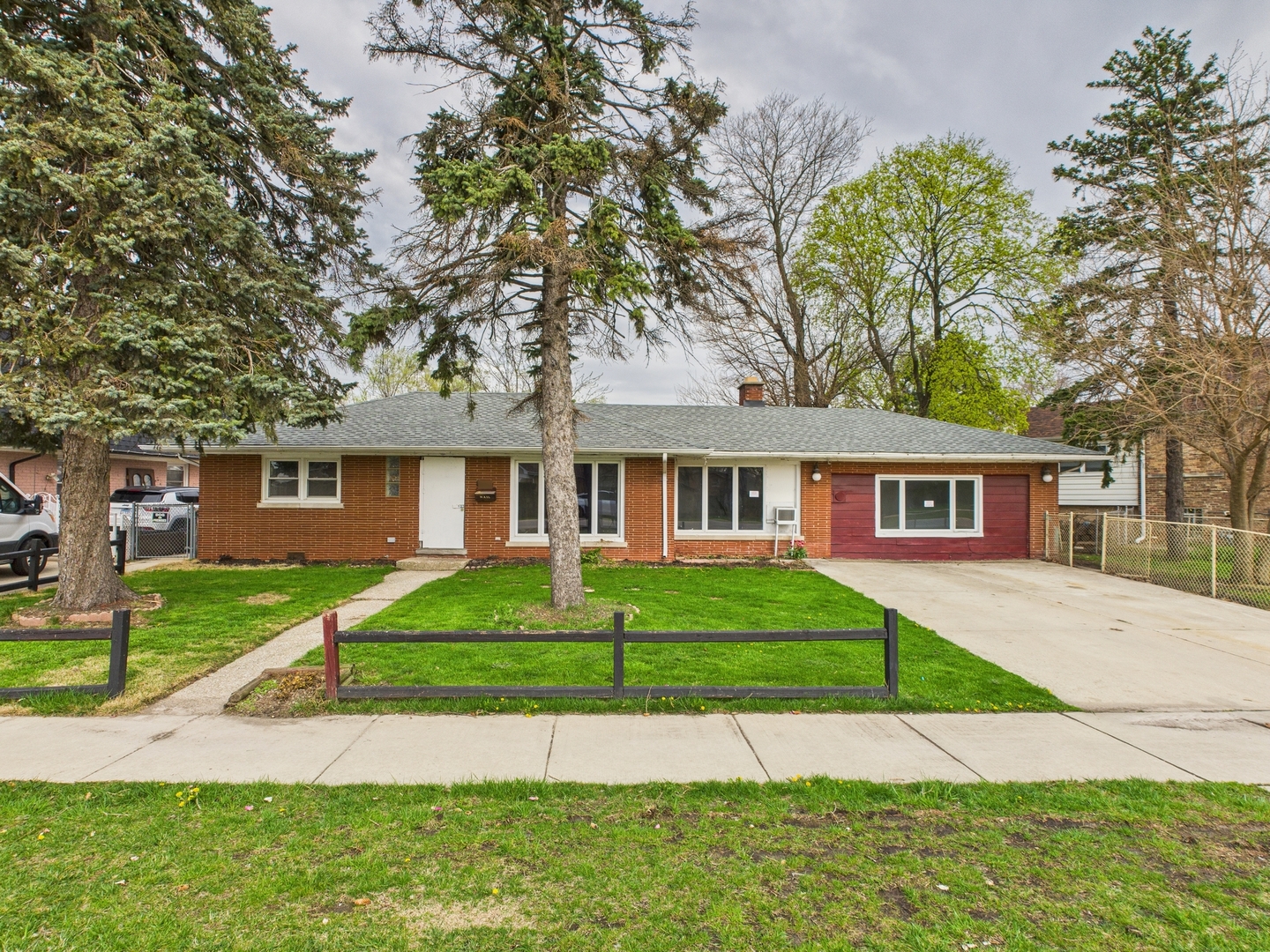8718 Plainfield Road Property Photo 1