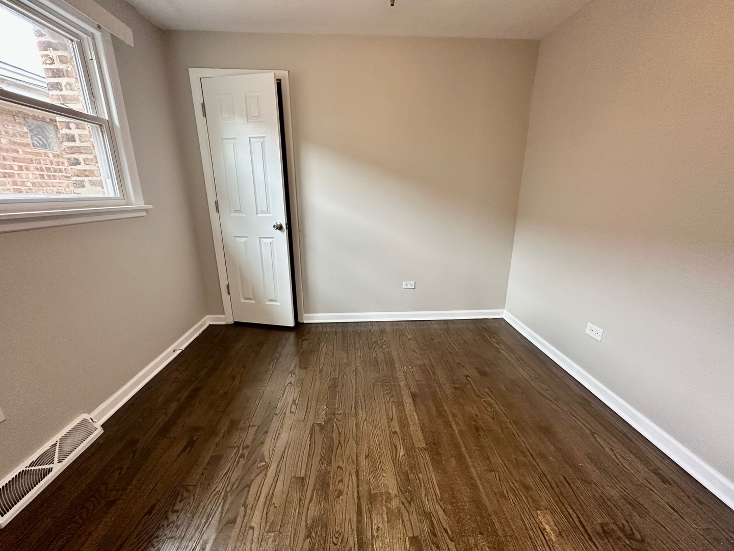 6322 W 63rd Place Property Photo 10