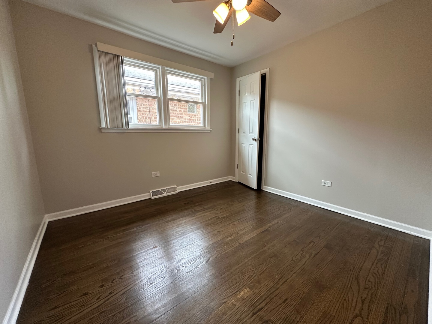 6322 W 63rd Place Property Photo 11