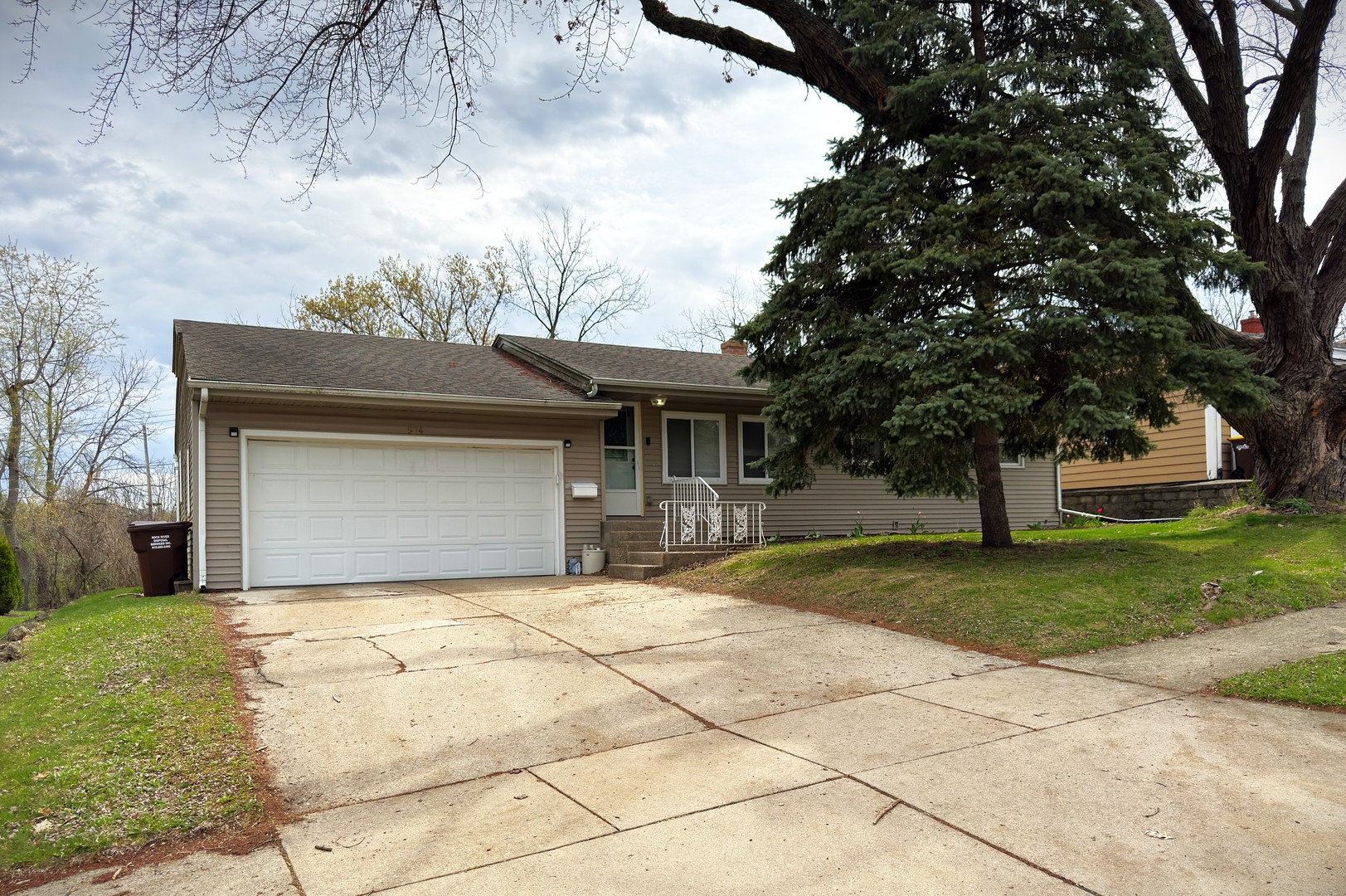 61108 Real Estate Listings Main Image