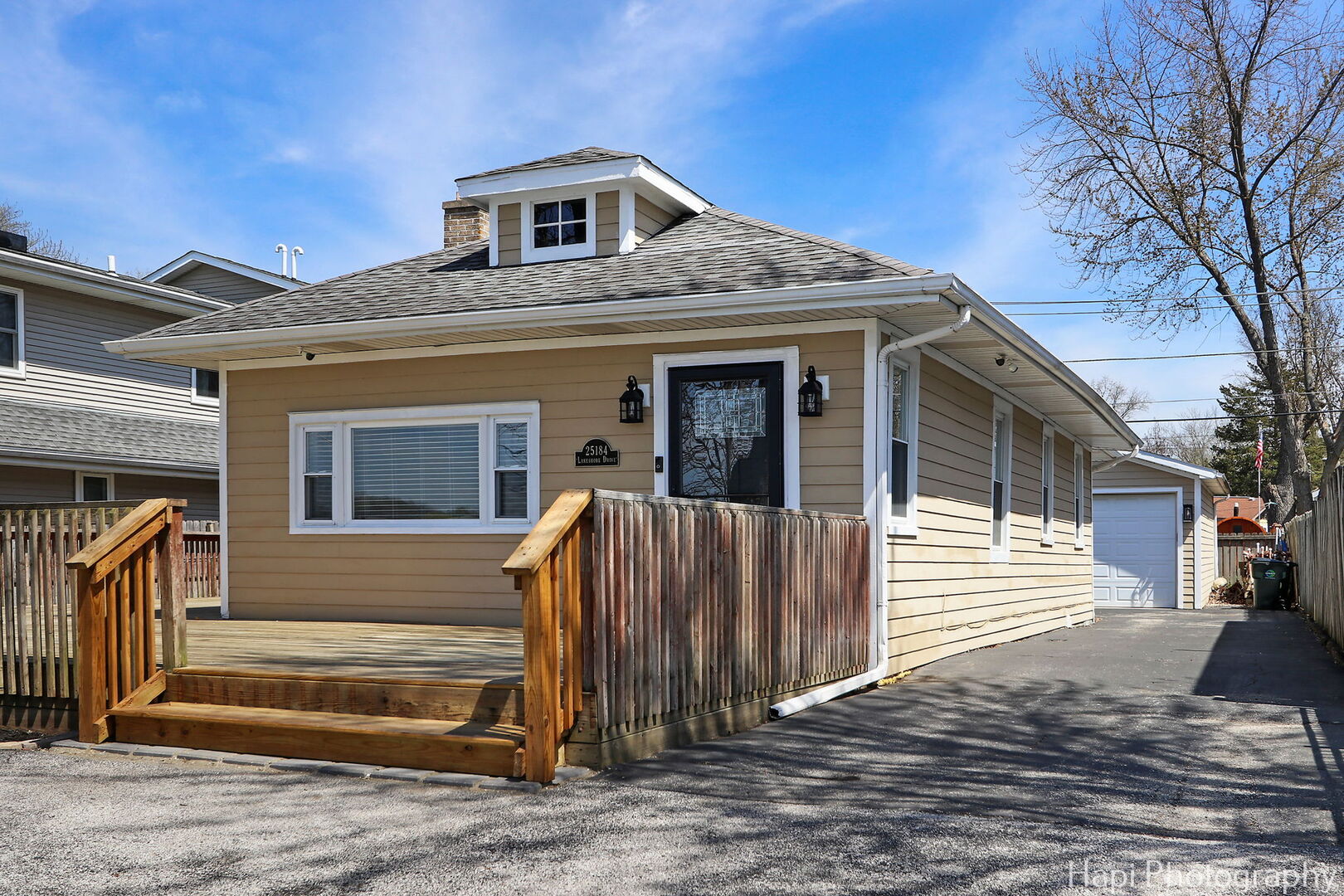 25184 W Lake Shore Drive Property Photo 1