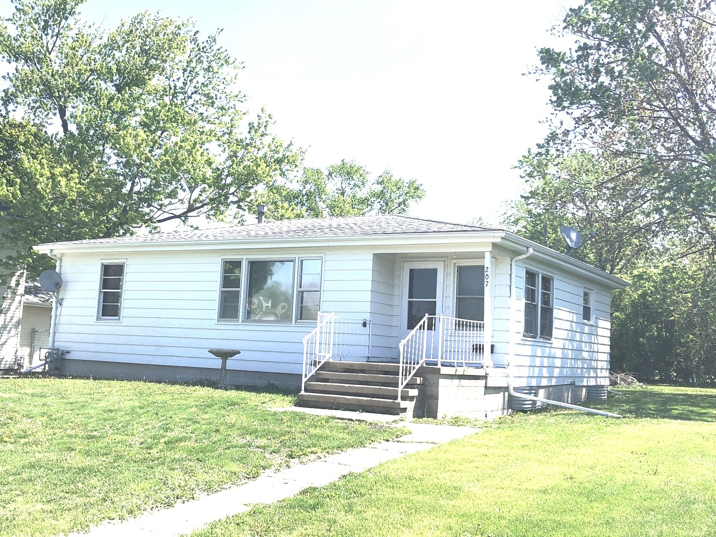 207 N Thomas Street Property Photo 1