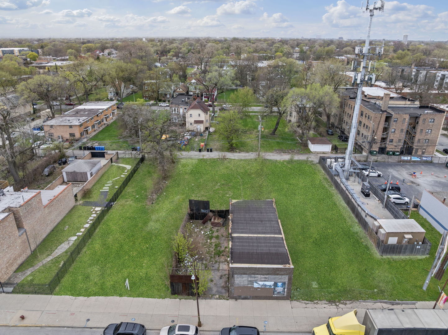 7018 S Stony Island Avenue Property Photo 2