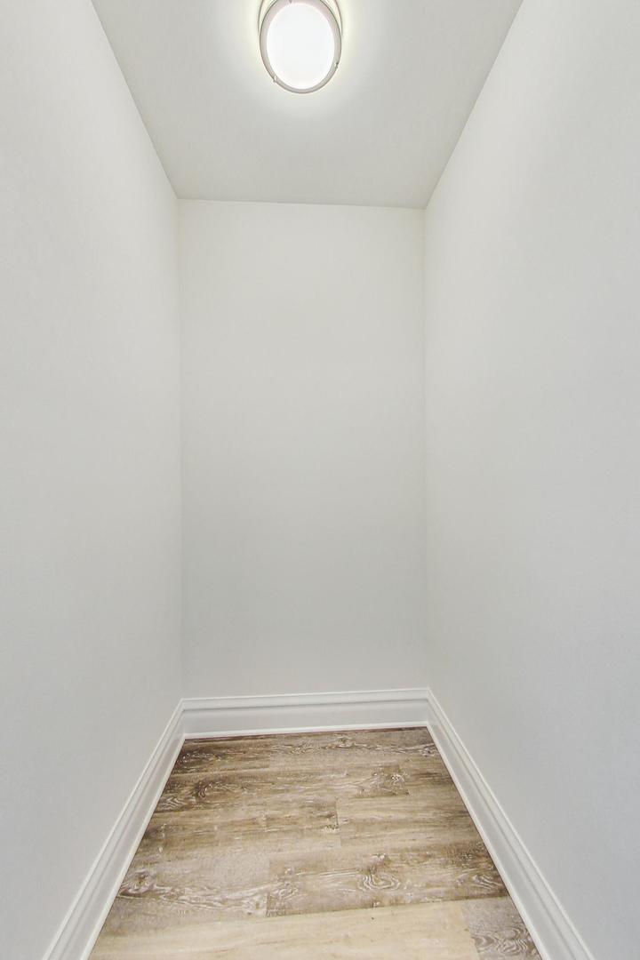 924 Circle Avenue Property Photo 7