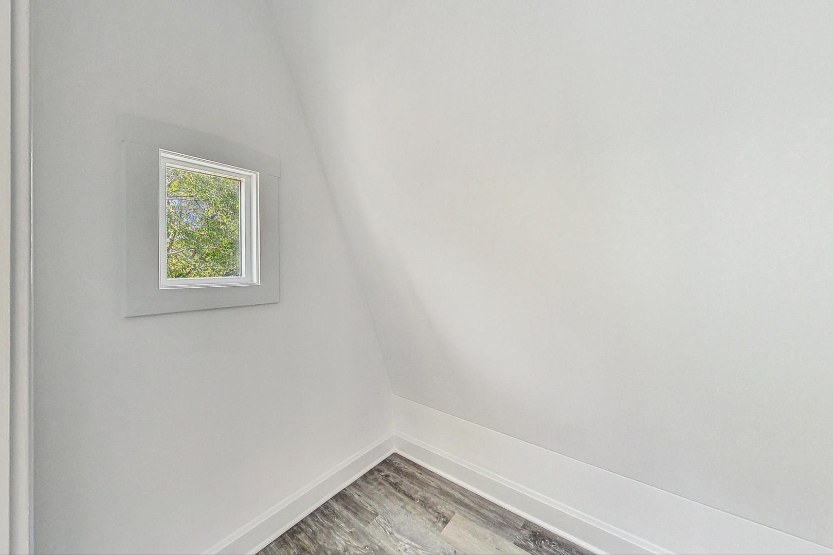 924 Circle Avenue Property Photo 26
