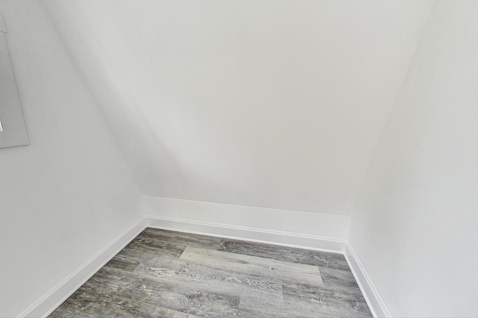 924 Circle Avenue Property Photo 27