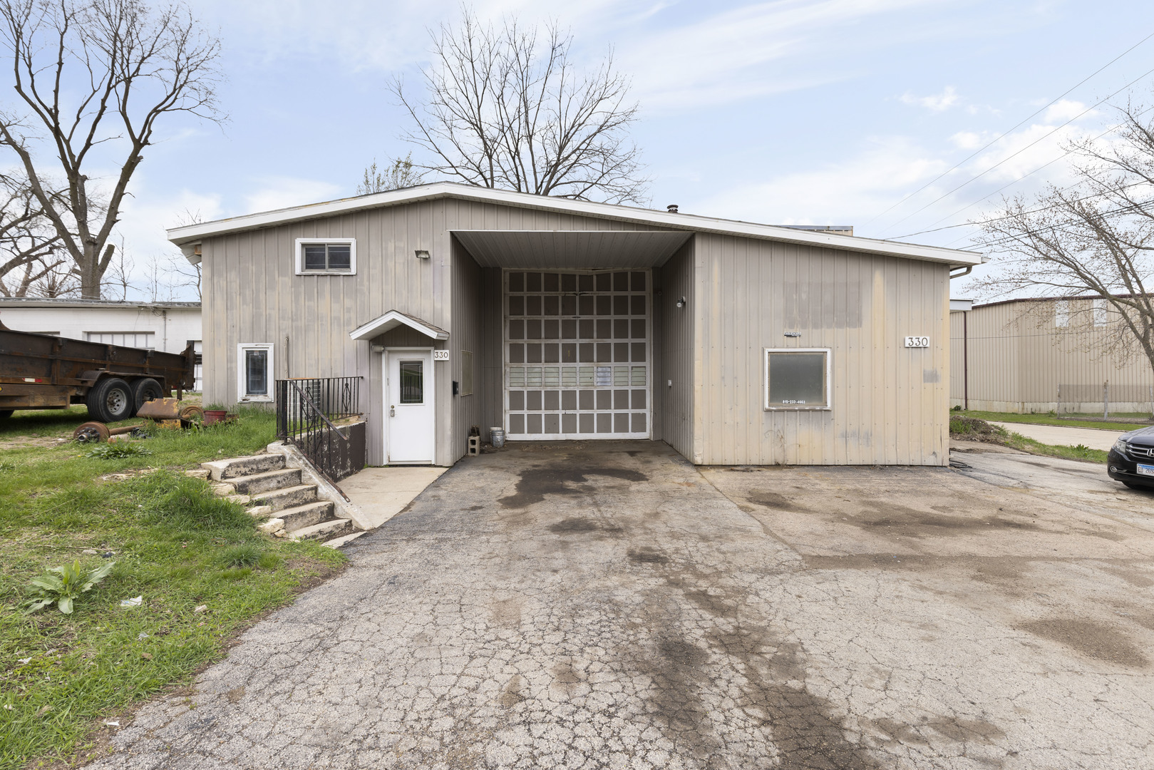 330 E Winslow Street Property Photo