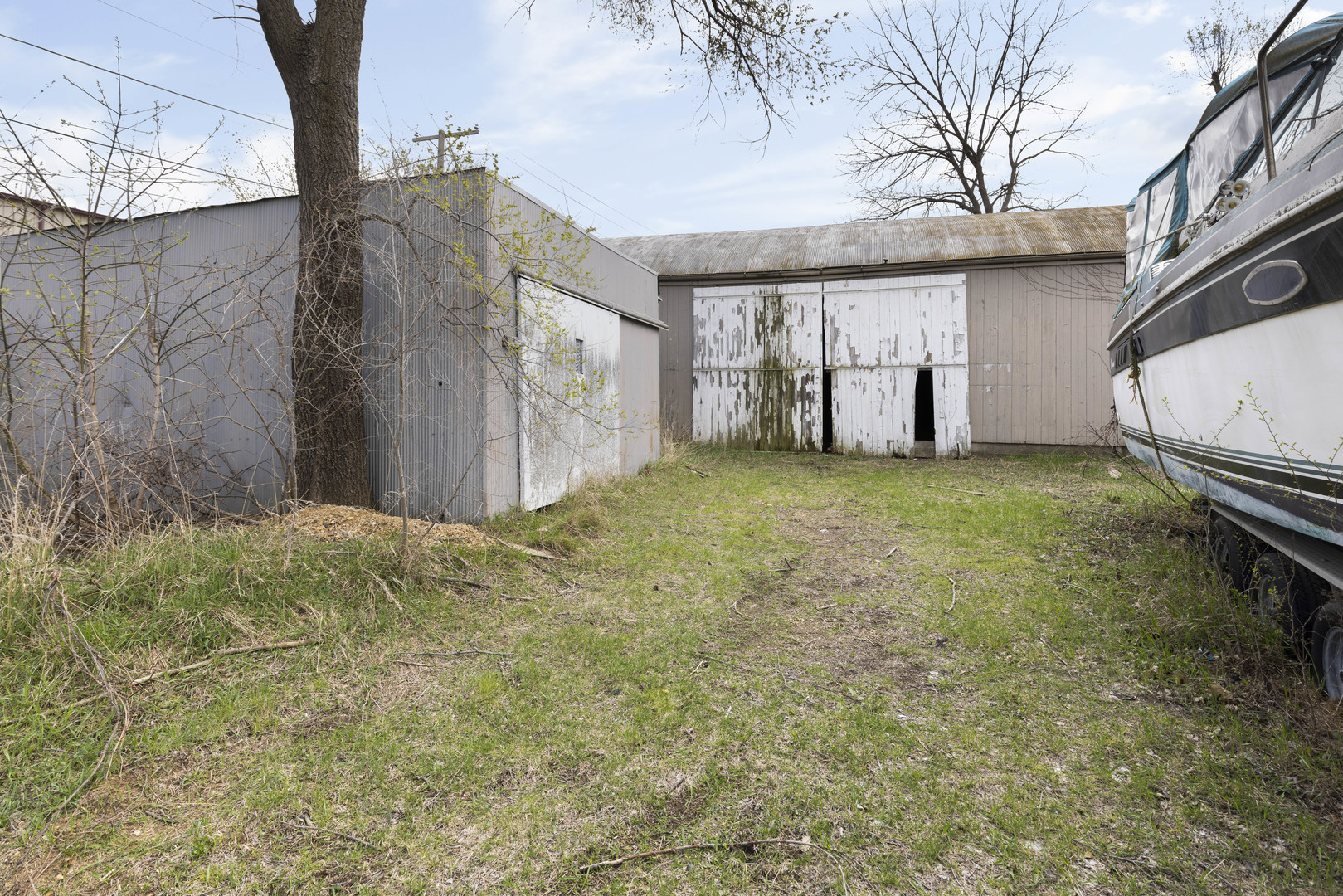 330 E Winslow Street Property Photo 12