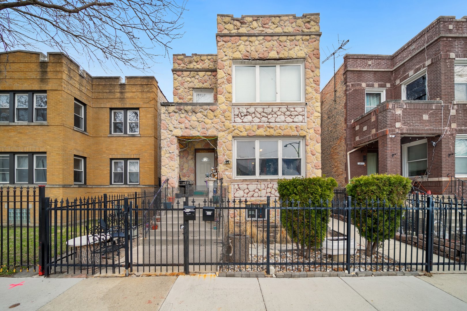 6409 S Mozart Street Property Photo