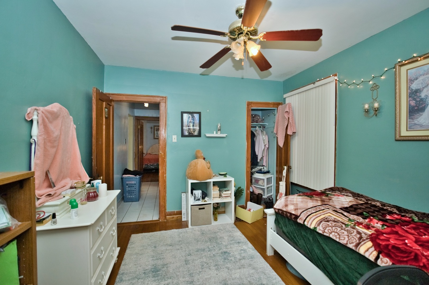 2534 N Rutherford Avenue Property Photo 15
