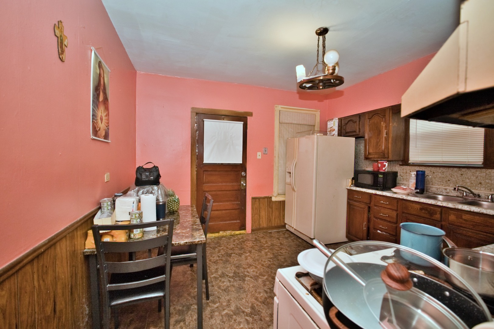 2534 N Rutherford Avenue Property Photo 19