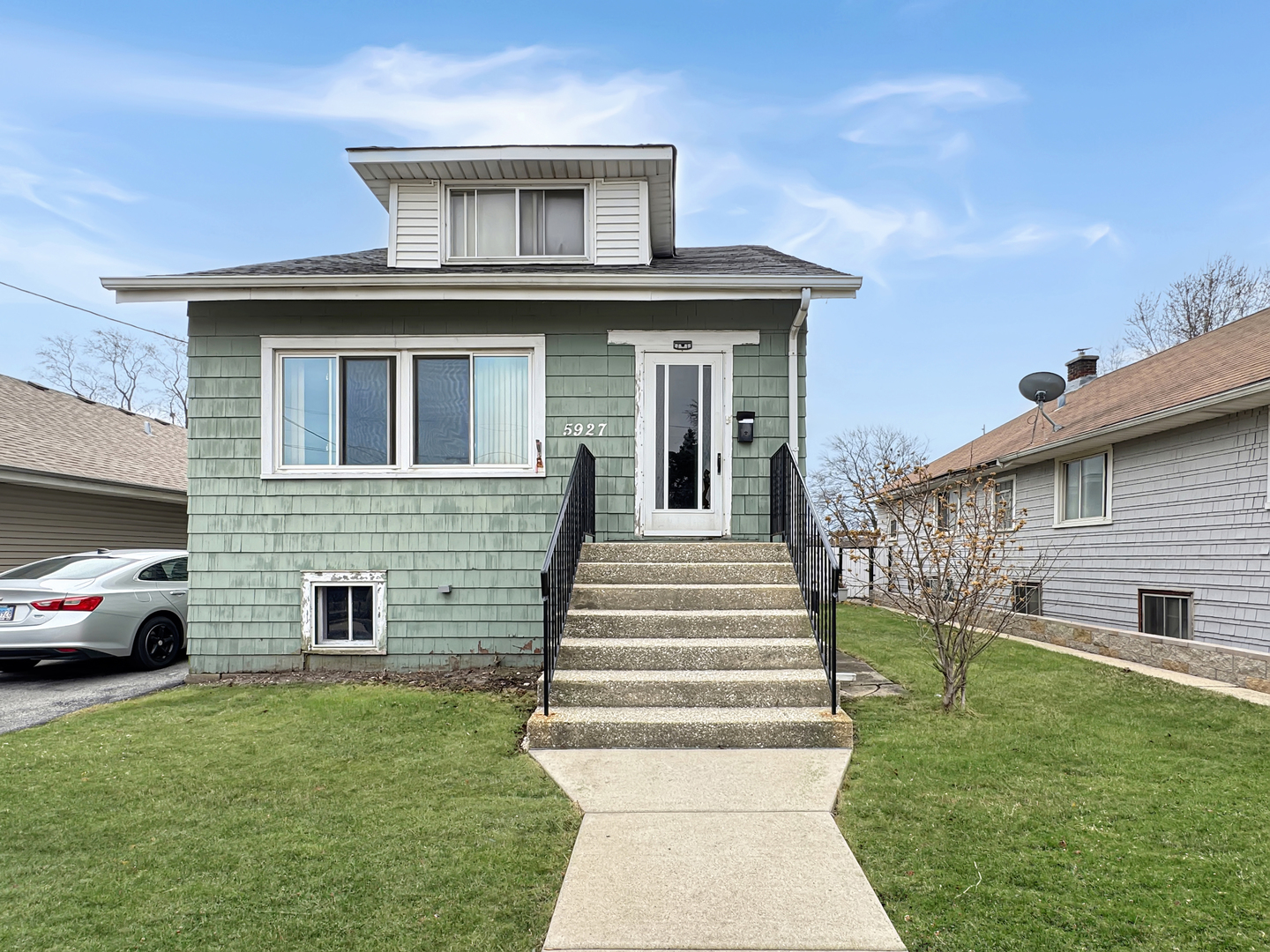 5927 W Elm Avenue Property Photo
