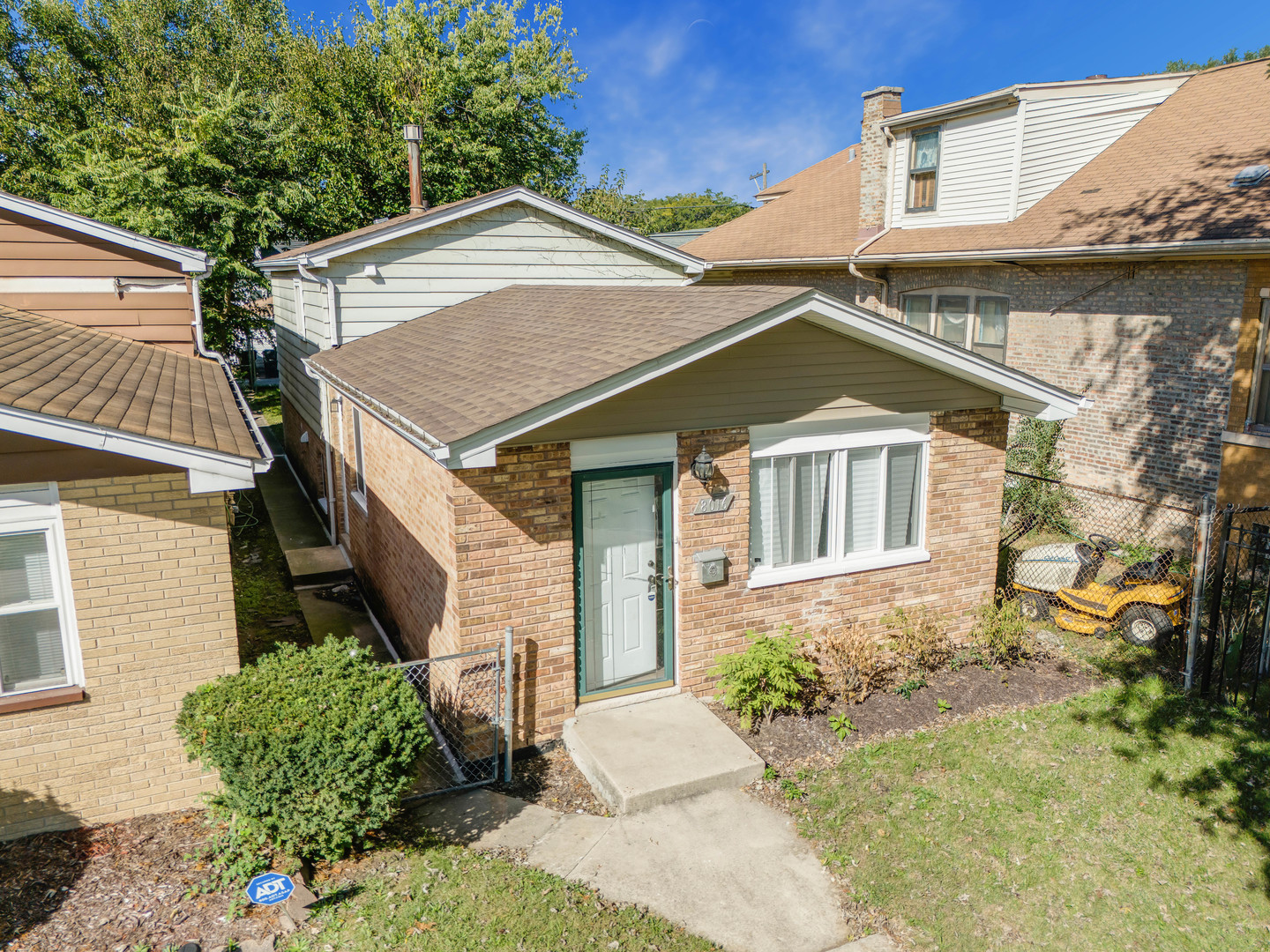 8016 S Blackstone Avenue Property Photo