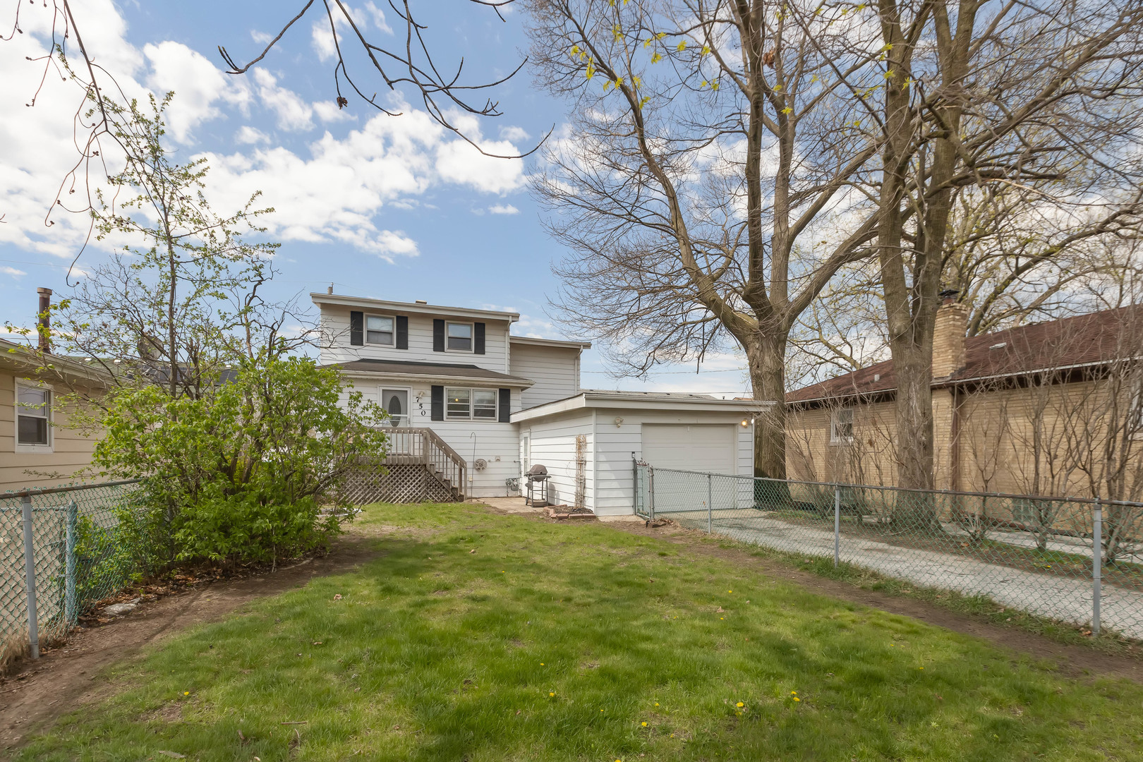 750 Buffalo Avenue Property Photo 1