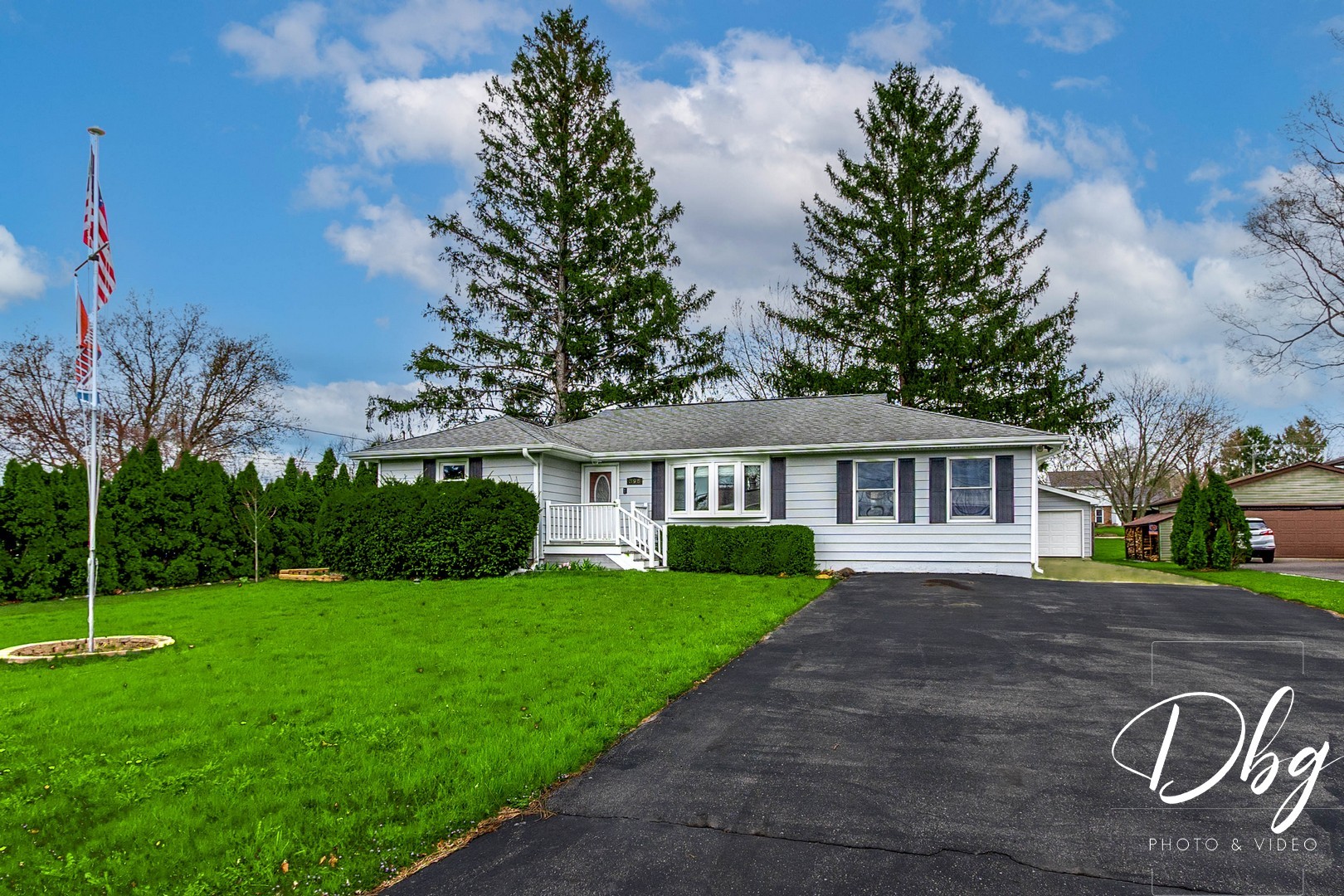 395 Magnolia Avenue Property Photo
