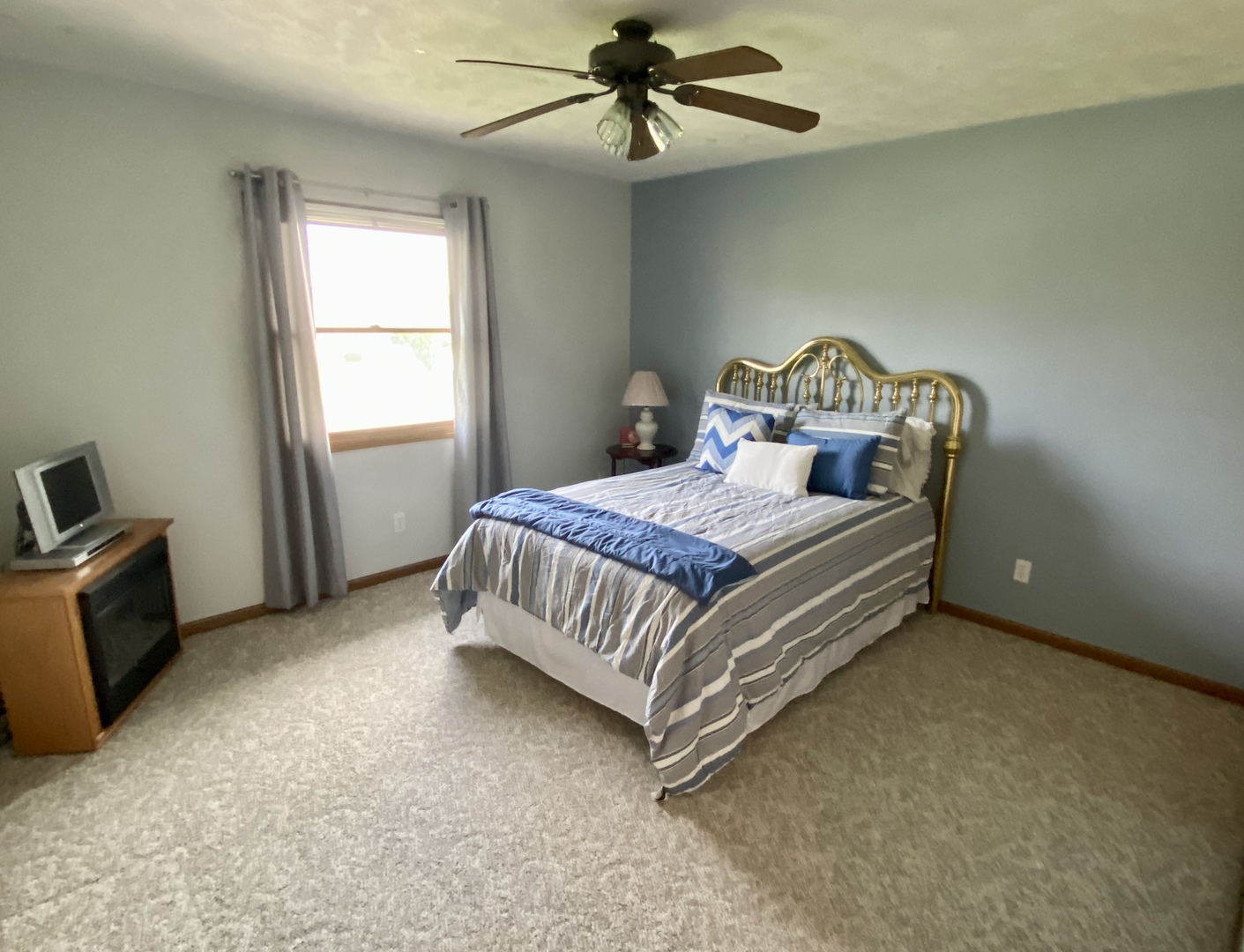 1221 S Fox Run Street Property Photo 21