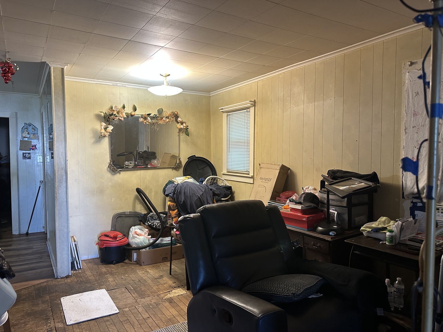184 S Forest Avenue Property Photo 5