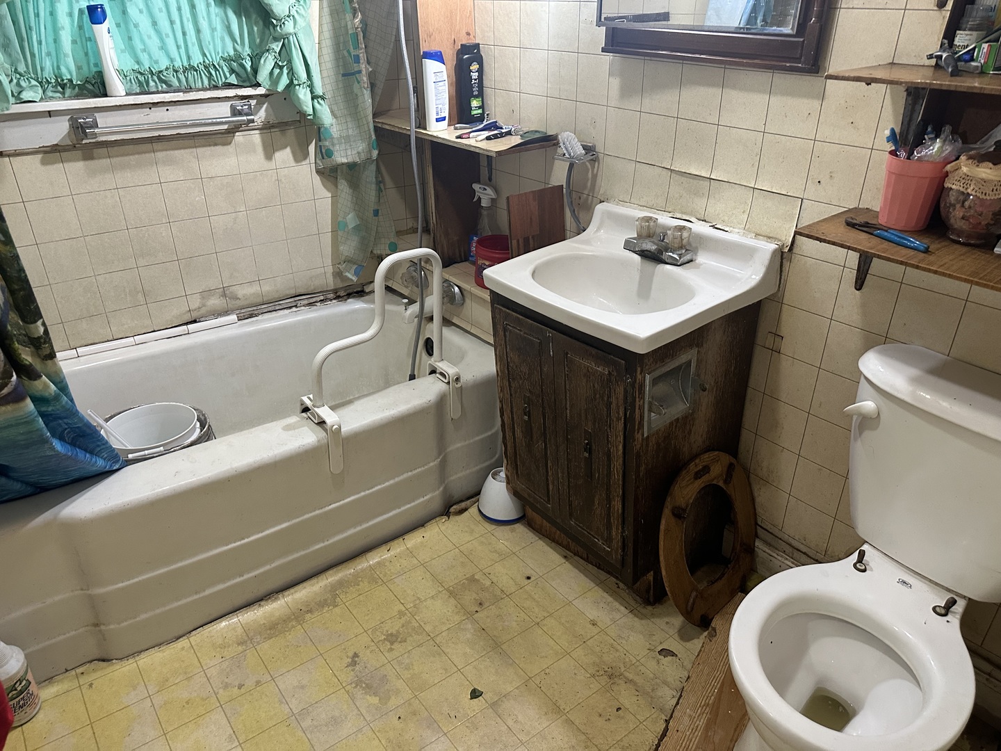 184 S Forest Avenue Property Photo 10