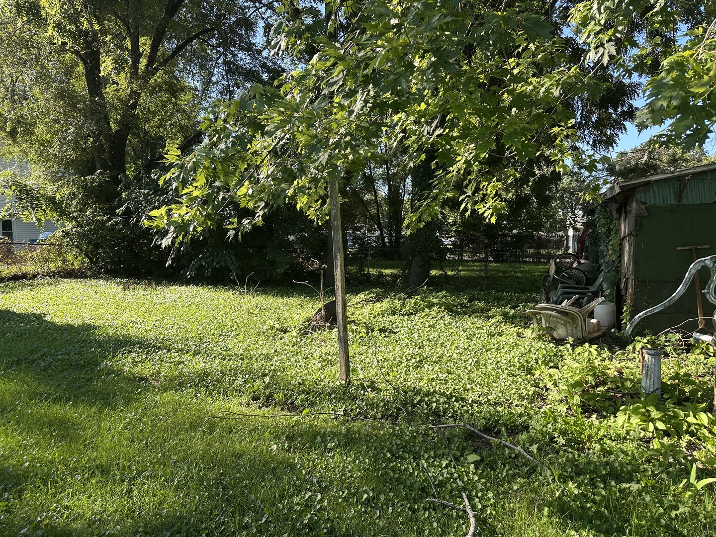 184 S Forest Avenue Property Photo 24