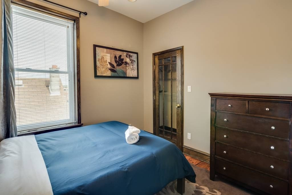 2307 N Spaulding Avenue Property Photo 14
