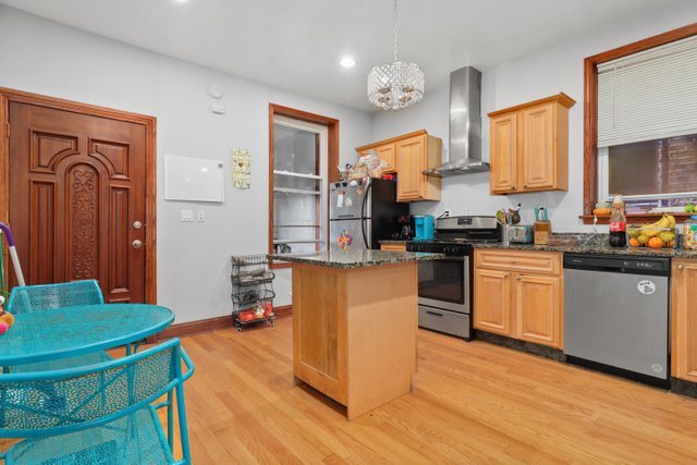 2307 N Spaulding Avenue Property Photo 28