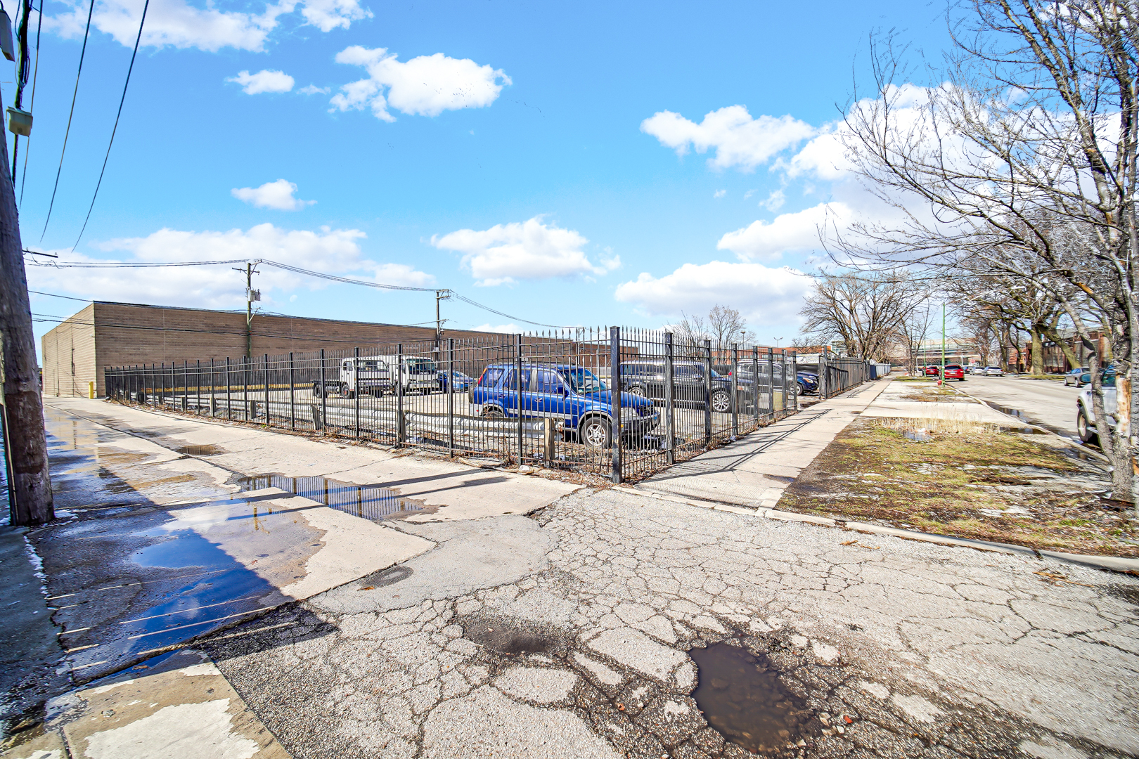 1620-32 N LOWELL Avenue Property Photo 1
