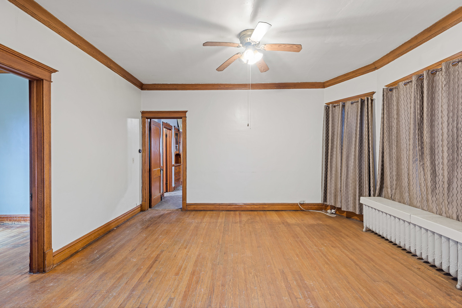 11365 S Forest Avenue Property Photo 2